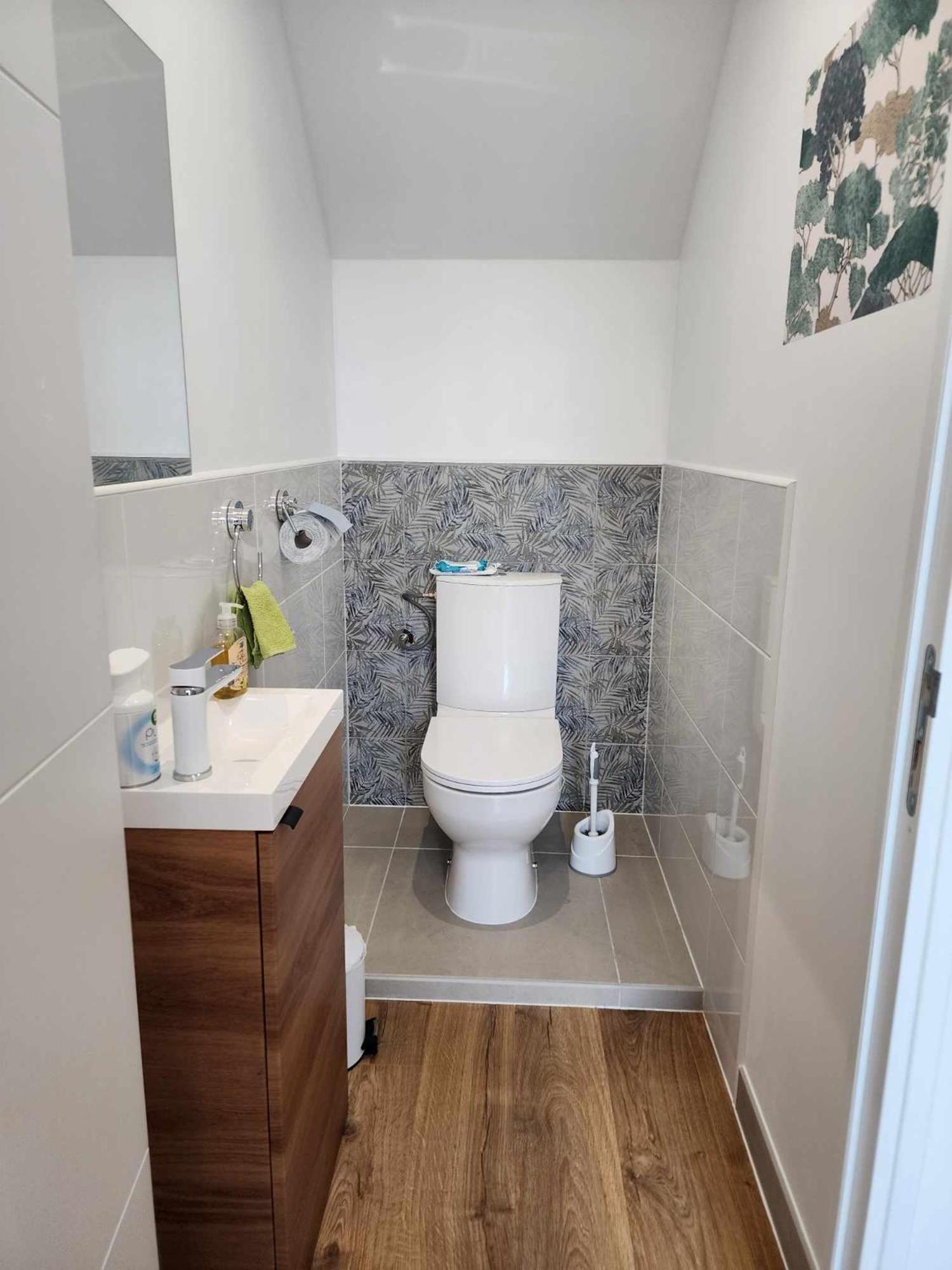 Chambre, Salle De Bain, Toilette, Salon Privatif Сант-Мари-дю-Мон Екстериор снимка